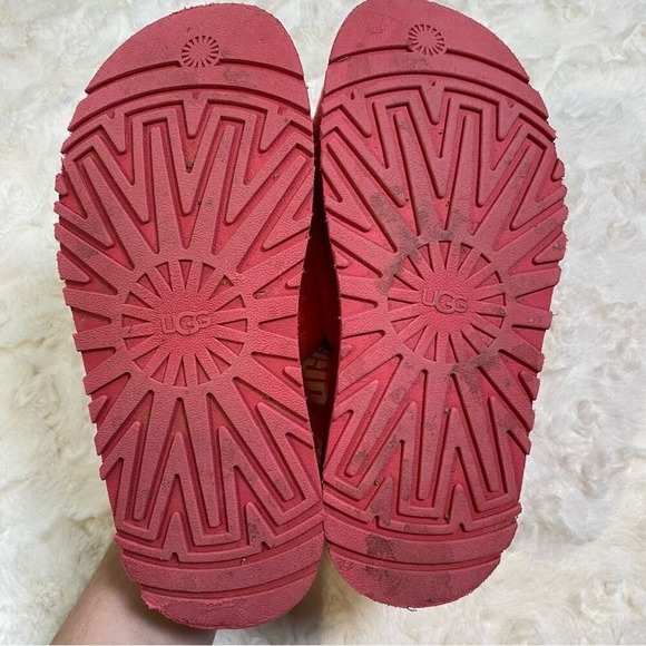 UGG Disco Slides Sandals Pink Cloud Sheepskin Fluff Fur‎ Slingback Strap Logo 7 - Picture 13 of 15